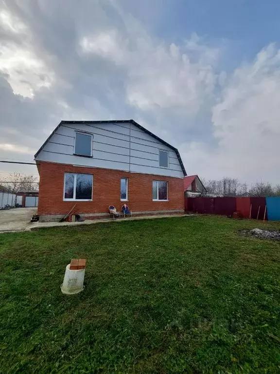 Дом в Адыгея, Тахтамукайский район, Старобжегокайское с/пос, Восход ... - Фото 1