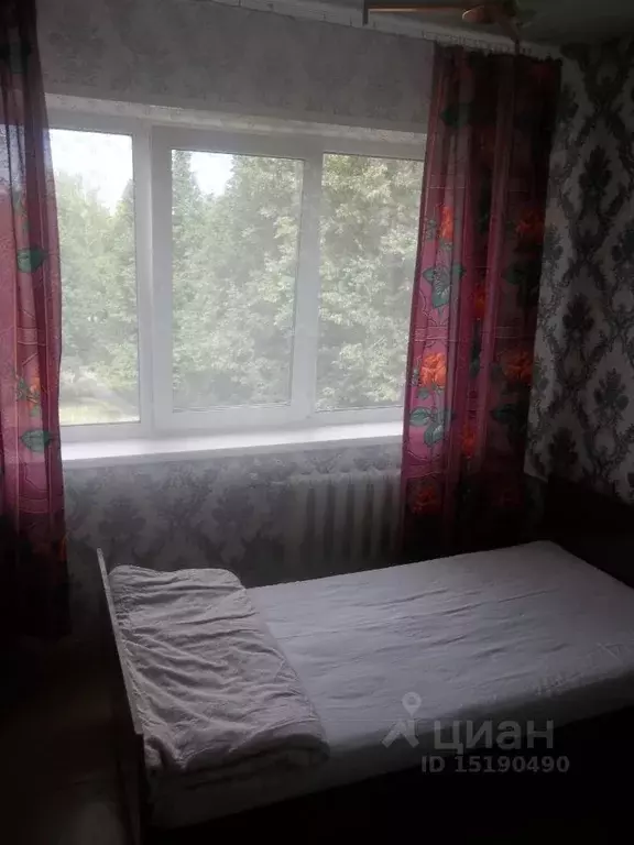 3-к кв. Тульская область, Новомосковск ул. Космонавтов, 27 (50.0 м) - Фото 1