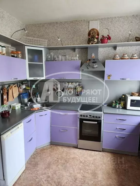 3-к кв. Удмуртия, Глазов Школьная ул., 1/10 (77.3 м) - Фото 1