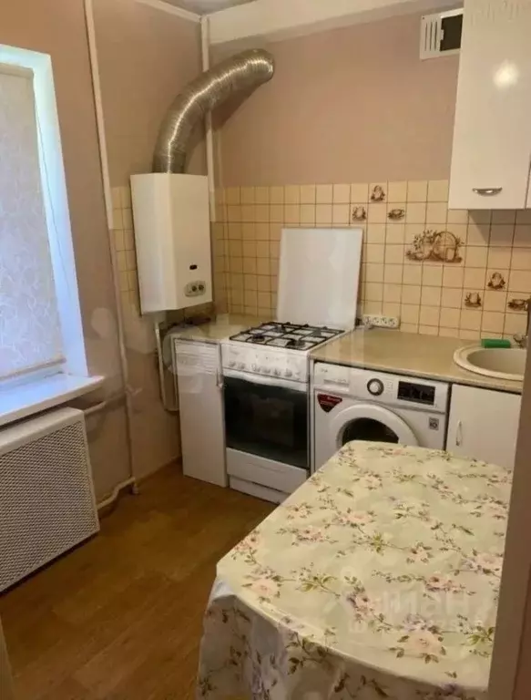 3-к кв. Калужская область, Калуга Привокзальная ул., 9 (60.2 м) - Фото 0