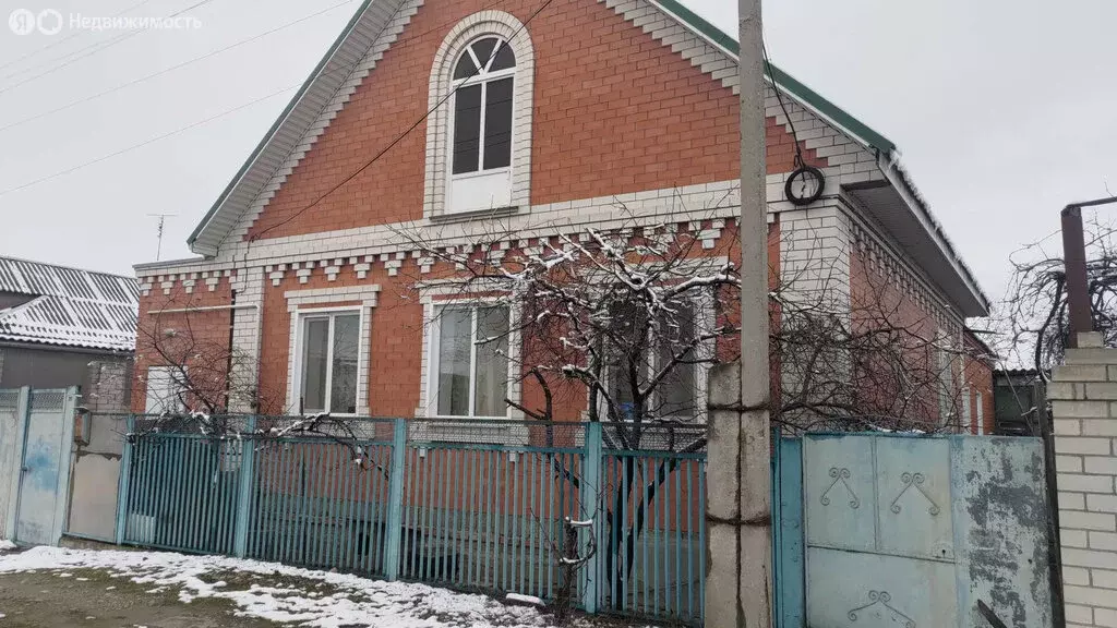 Дом в Новокубанск, улица Урицкого, 26 (140 м) - Фото 0