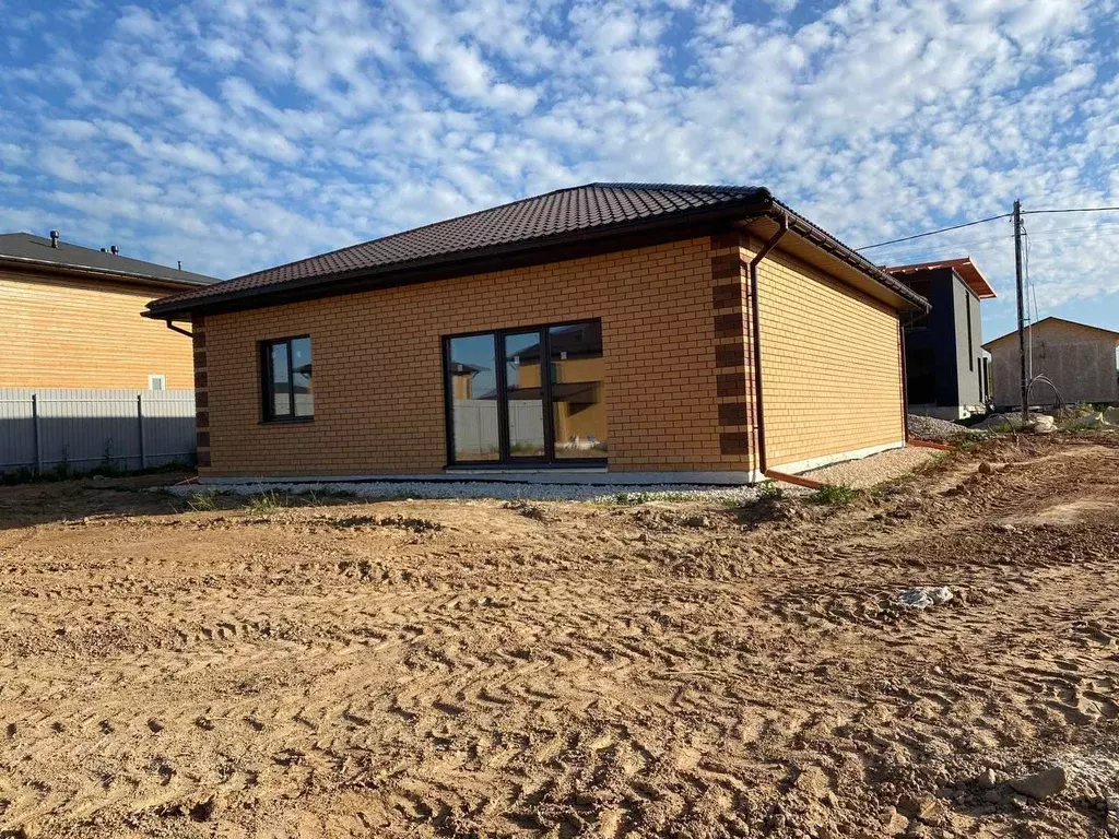 Дом в Калужская область, Жуковский муниципальный округ, д. Корсаково ... - Фото 2