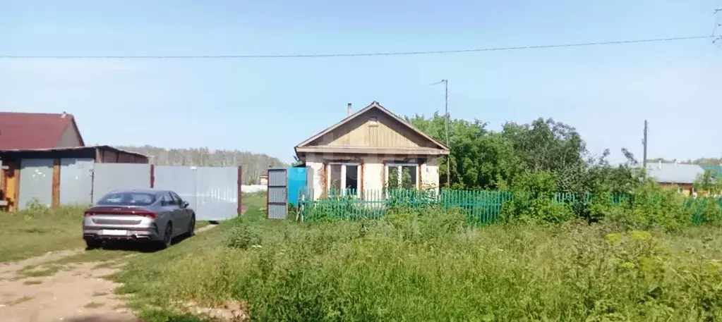 Дом в Омская область, Омский район, Калининское с/пос, д. Серебряковка ... - Фото 0