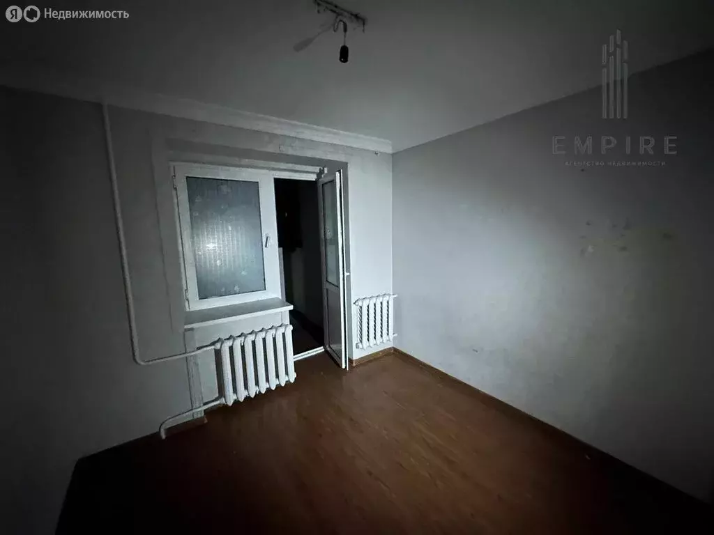 3-комнатная квартира: Аргун, улица А.А. Кадырова, 95 (70 м) - Фото 1