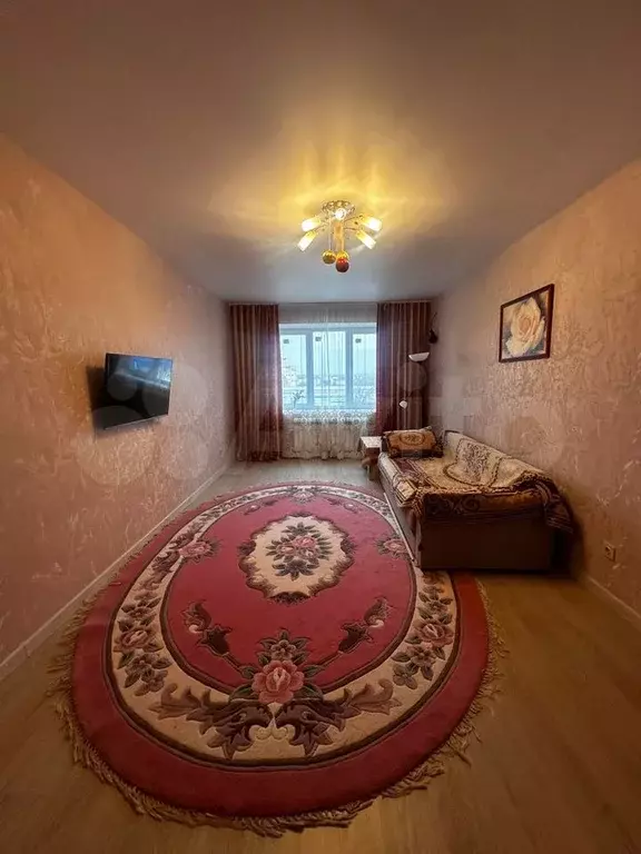 3-к. квартира, 80м, 5/5эт. - Фото 0