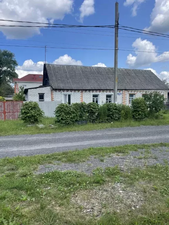 Дом в Брянская область, Брянск ул. Тургенева (70 м) - Фото 1