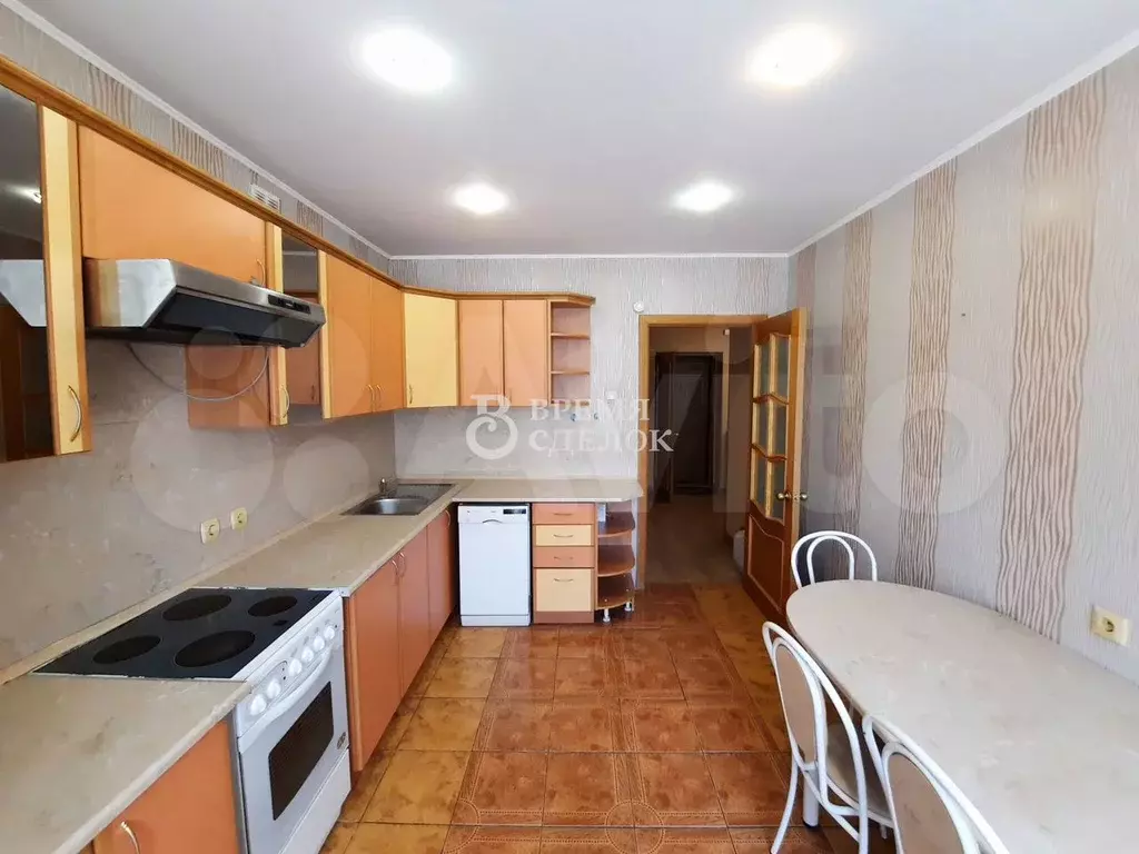 2-к. квартира, 62,5 м, 2/9 эт. - Фото 1