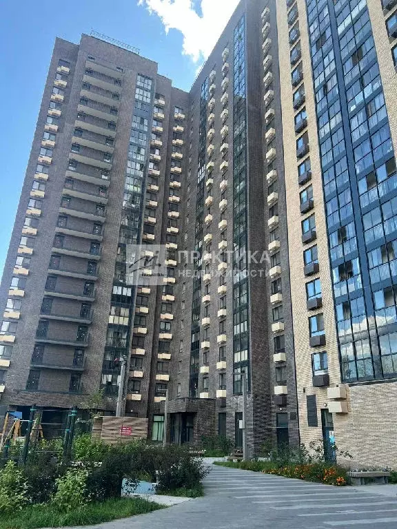 Продается 2-комнатная квартира - Фото 1