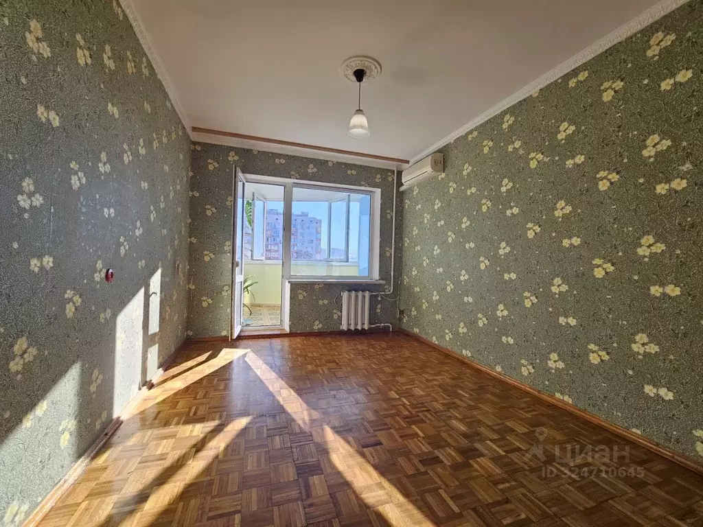 3-к кв. Крым, Симферополь ул. Кечкеметская, 196 (58.8 м) - Фото 1