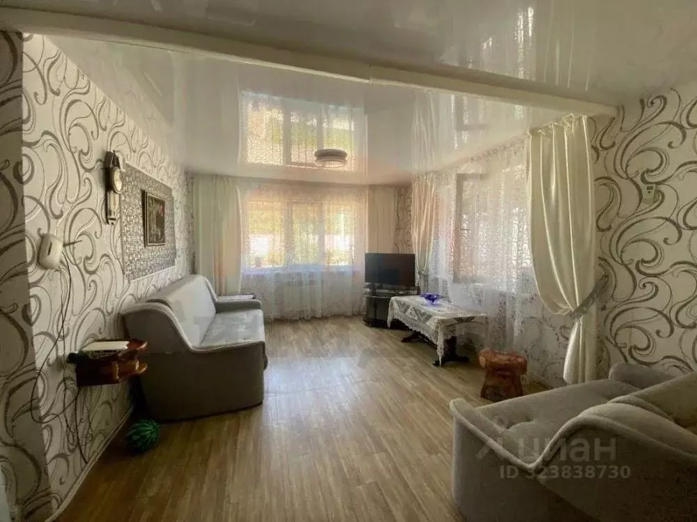 2-к кв. Крым, Сакский район, с. Фрунзе ул. Береговая, 12А (62.2 м) - Фото 2