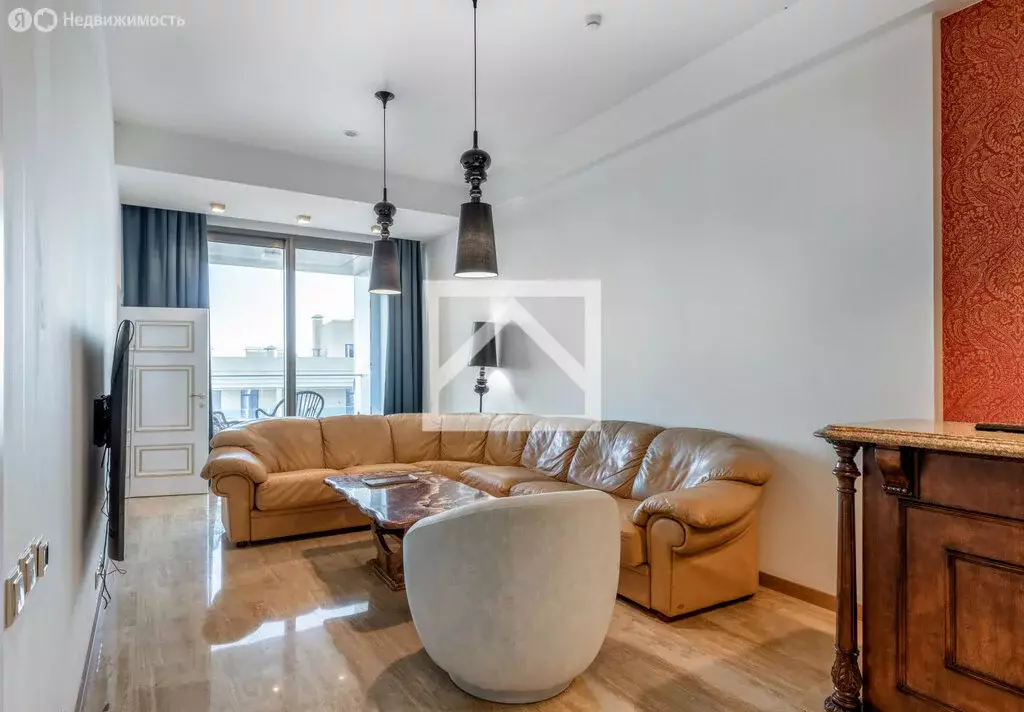 3-комнатная квартира: Ялта, улица Дражинского, 48 (94 м) - Фото 1