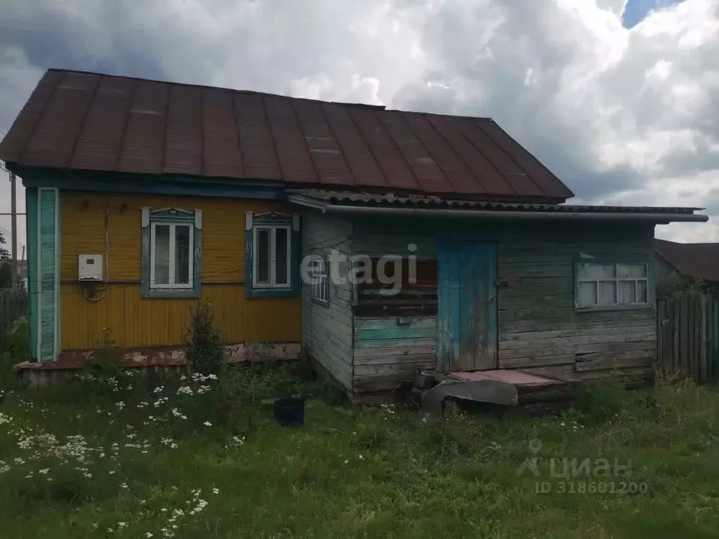 Дом в Башкортостан, Бакалинский район, с. Старокуручево Башкирская ... - Фото 1