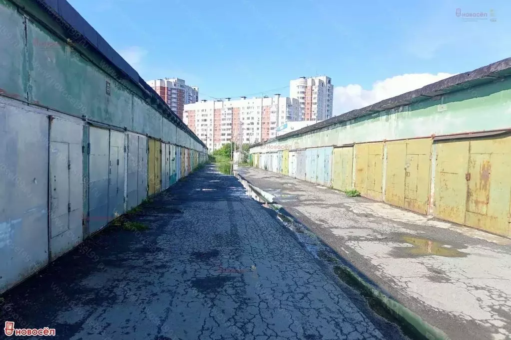Гараж в Свердловская область, Екатеринбург ул. Шефская, 112 (20 м) - Фото 1