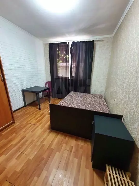 Комната 20 м в 4-к., 1/4 эт. - Фото 0