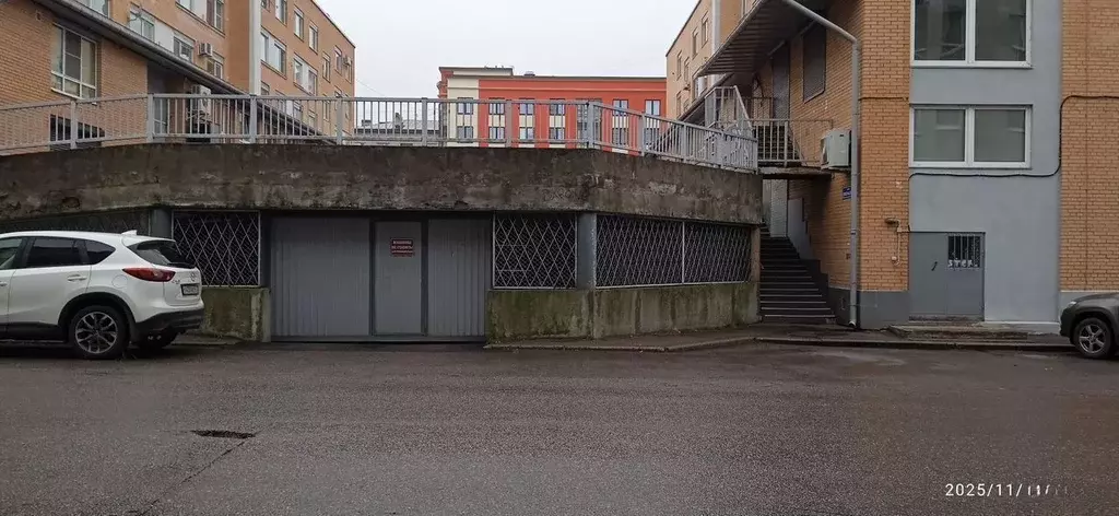 Гараж в Ленинградская область, Выборг ул. Некрасова, 11 (22 м) - Фото 1