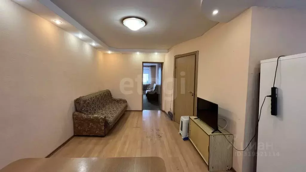 2-к кв. Вологодская область, Череповец Пионерская ул., 13 (45.0 м) - Фото 1