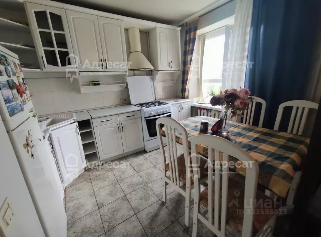 4-к кв. Волгоградская область, Волгоград ул. Кирова, 107Б (74.5 м) - Фото 2