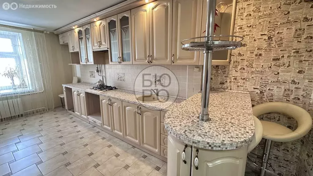 4-комнатная квартира: Стерлитамак, улица Чехова, 1 (80 м) - Фото 2