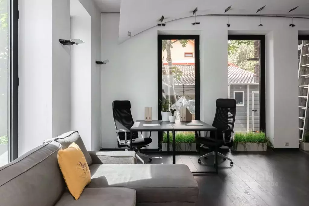 Коттедж в Москва ул. Саврасова, 7 (360 м) - Фото 2