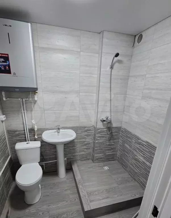 2-к. квартира, 55 м, 2/2 эт. - Фото 1