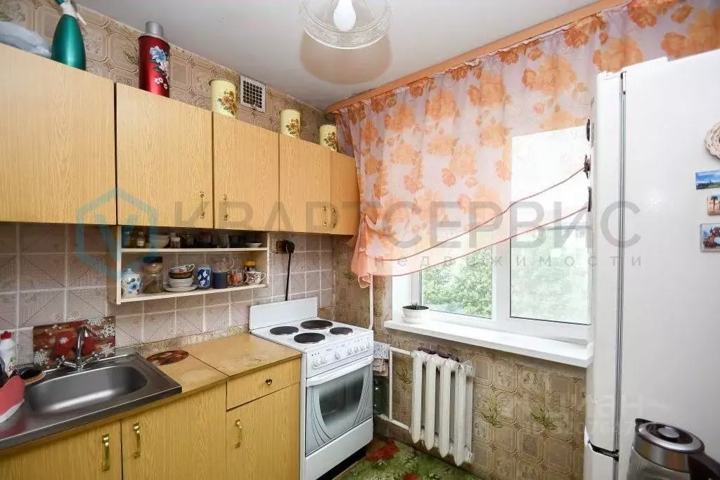 2-к кв. Омская область, Омск ул. 18-й Военный городок, 187 (48.2 м) - Фото 1