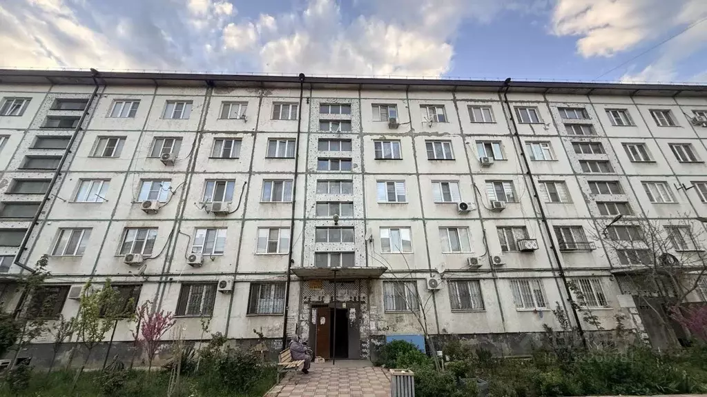 2-к кв. Дагестан, Махачкала просп. Имама шамиля, 4А (56.0 м) - Фото 1