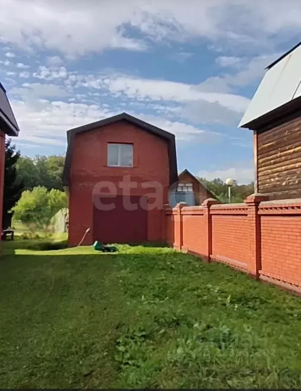 Дом в Башкортостан, Иглинский сельсовет, д. Петрово-Федоровка  (226 м) - Фото 1