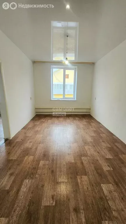 2-комнатная квартира: Каменск-Уральский, улица Строителей, 47 (55.1 м) - Фото 1