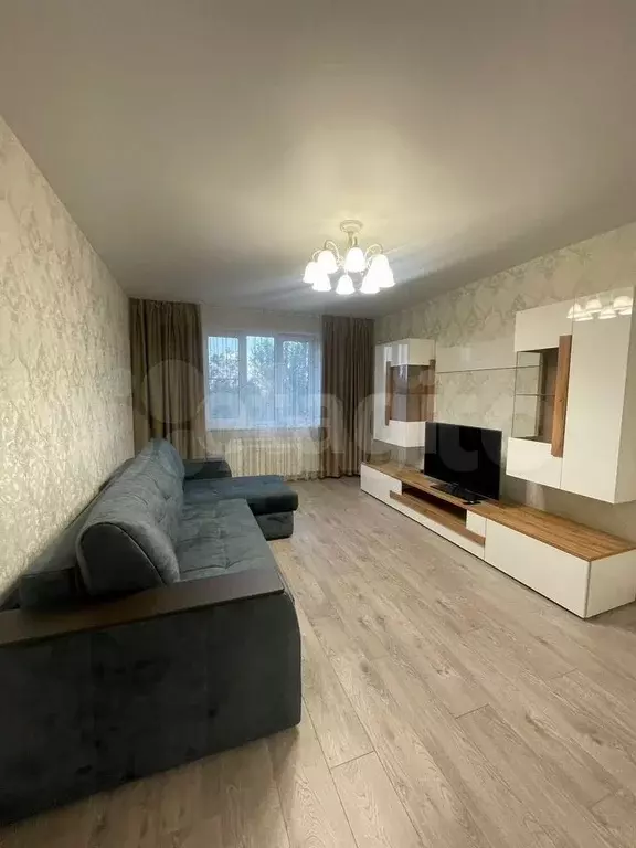1-к. квартира, 40 м, 2/11 эт. - Фото 0