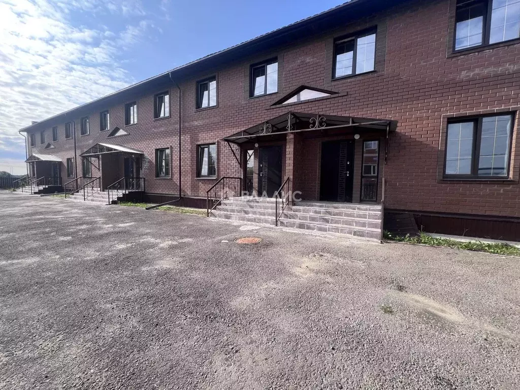 3-к кв. Коми, Сыктывкар ул. Савина, 60 (93.2 м) - Фото 1