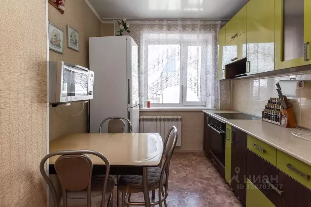 3-к кв. Алтайский край, Барнаул ул. Шумакова, 14 (60.5 м) - Фото 2