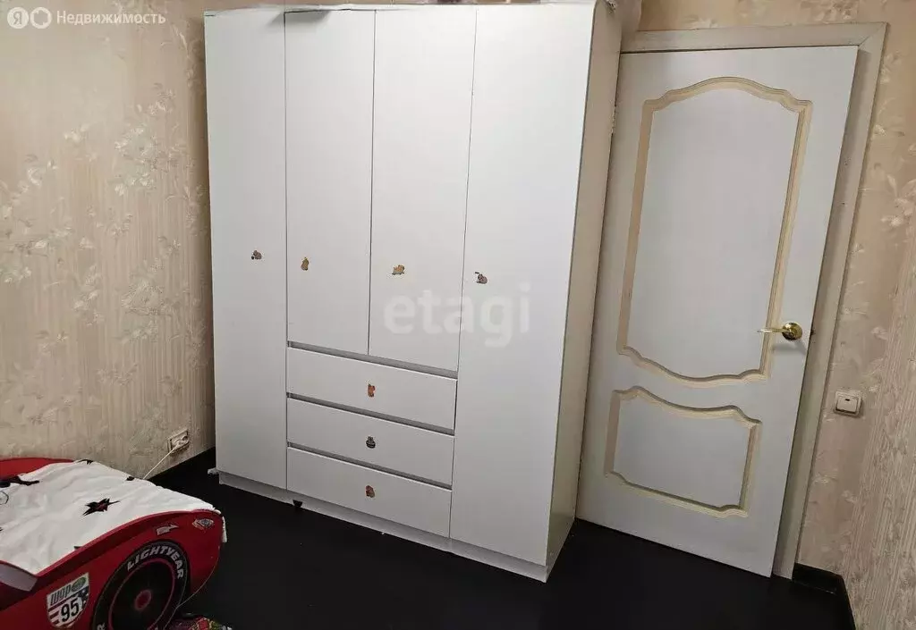 3-комнатная квартира: Курск, проспект Хрущёва, 4 (83 м) - Фото 0
