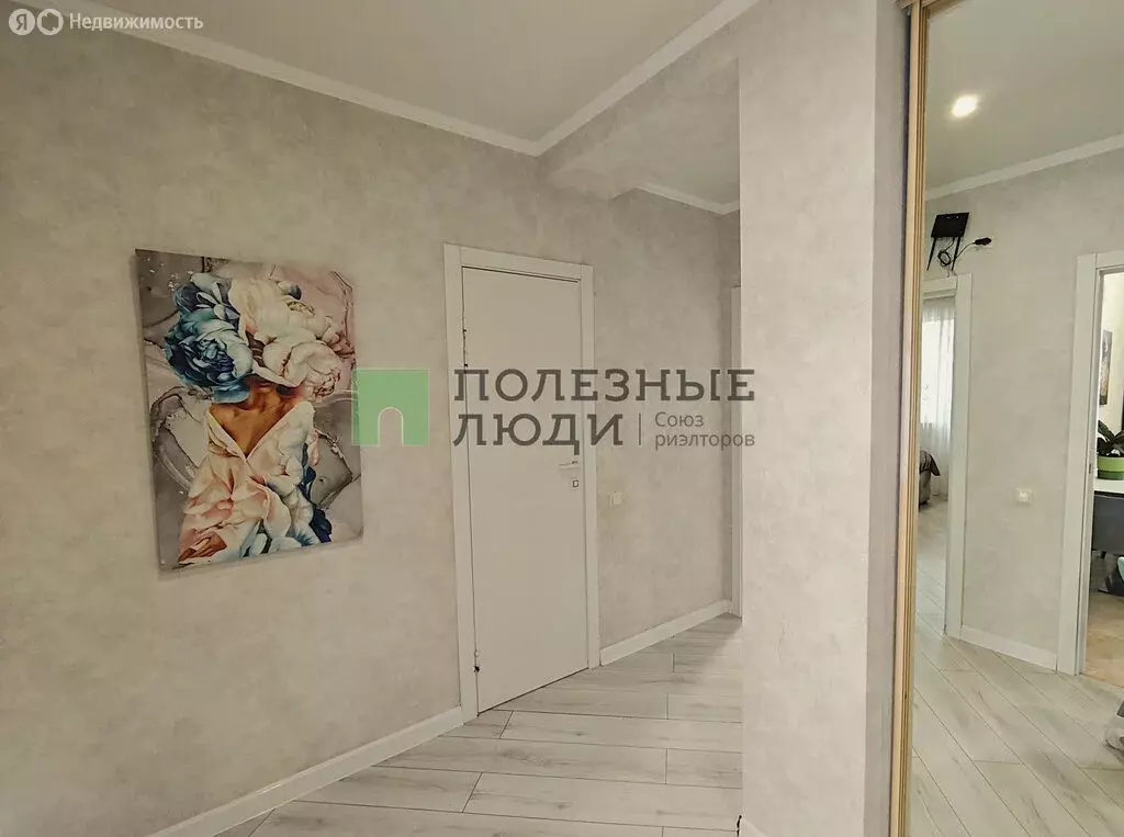 2-комнатная квартира: Севастополь, Античный проспект, 10 (72 м) - Фото 2