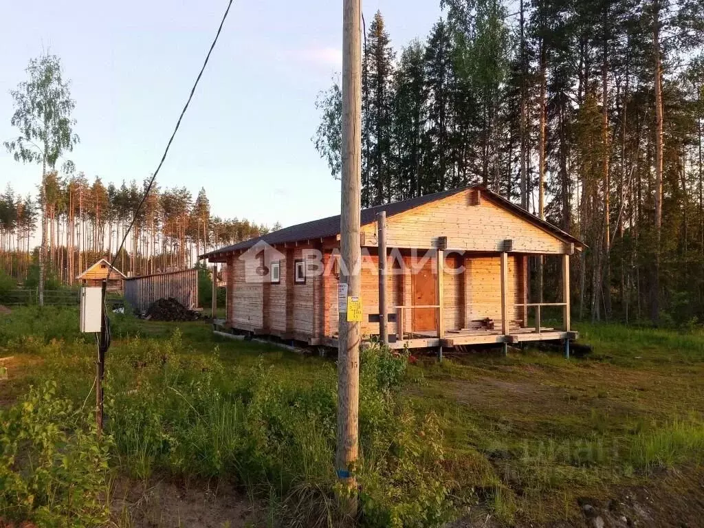 Дом в Коми, Сыктывкар городской округ, Краснозатонский пгт 3-я линия ... - Фото 1