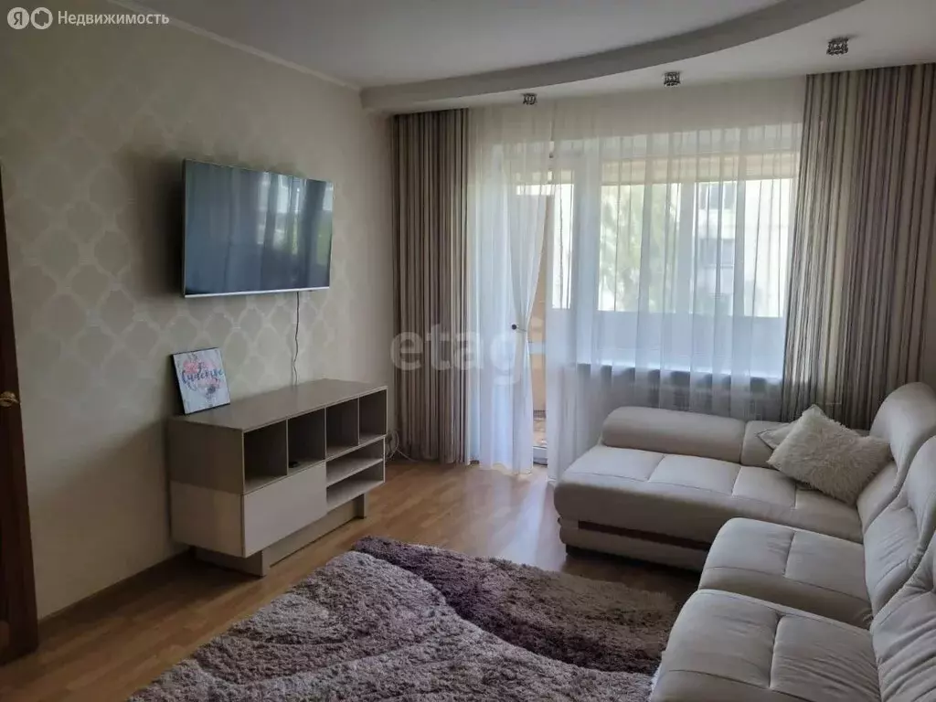 3-комнатная квартира: Калининград, Нарвская улица, 66 (72.9 м) - Фото 1