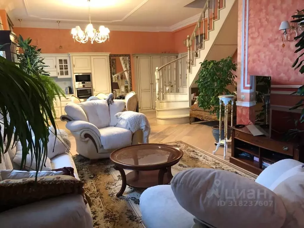 4-к кв. Москва Чистопрудный бул., 23С1 (129.3 м) - Фото 0