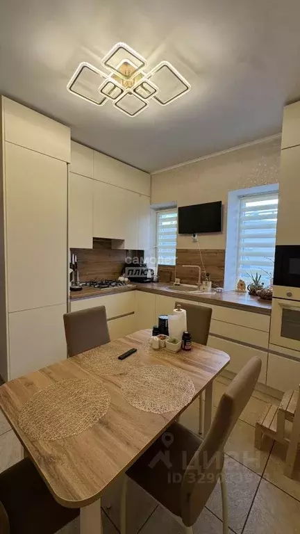 Дом в Краснодарский край, Тимашевск Малая ул. (160 м) - Фото 1