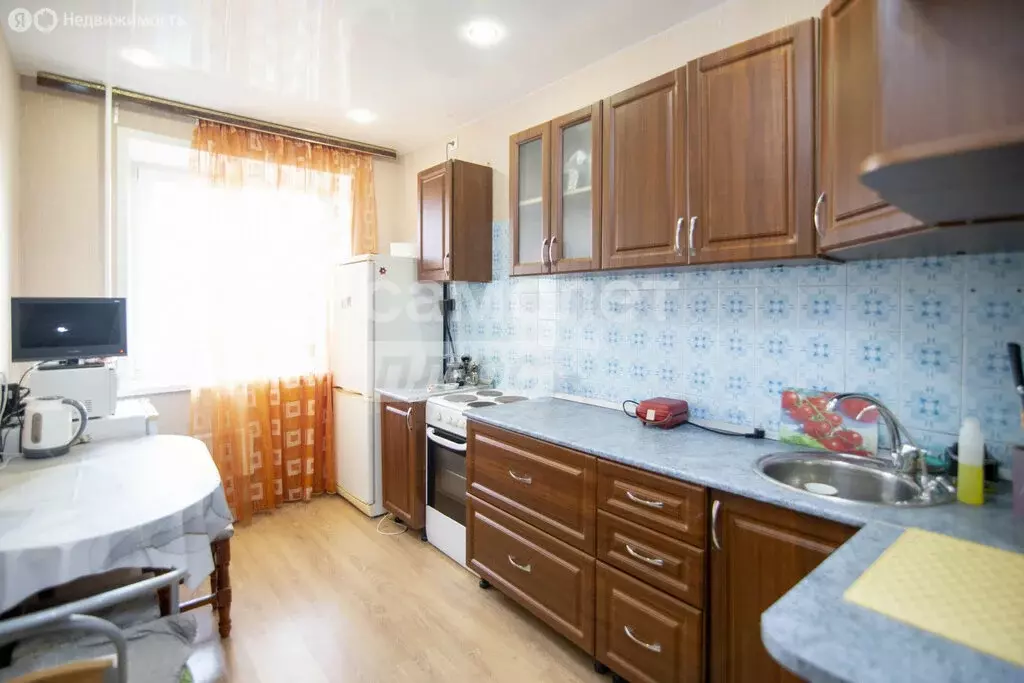 3-комнатная квартира: Ульяновск, Самарская улица, 17 (59.6 м) - Фото 1