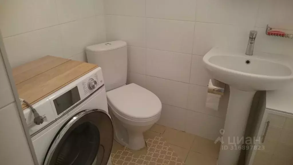2-к кв. Москва ул. Римского-Корсакова, 11к8 (50.0 м) - Фото 1