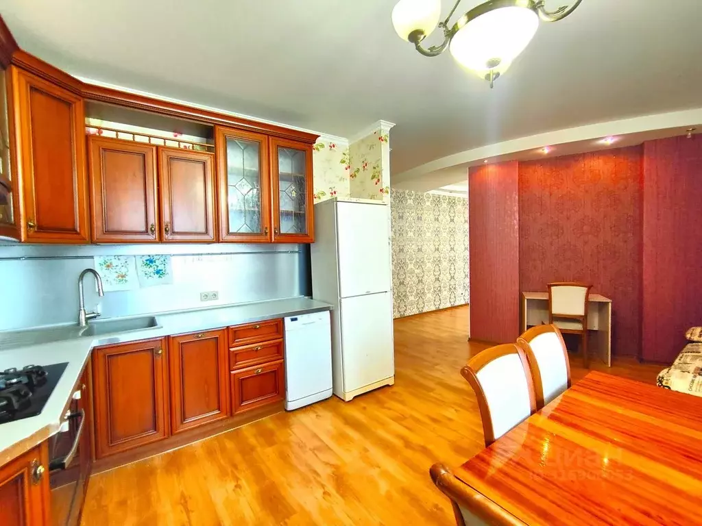 2-к кв. Татарстан, Казань ул. Аделя Кутуя, 44 (76.0 м) - Фото 1