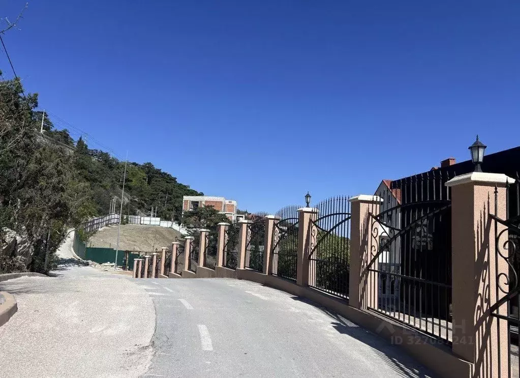 Участок в Крым, Ялта муниципальный округ, Восход пгт ул. Наташинская ... - Фото 2