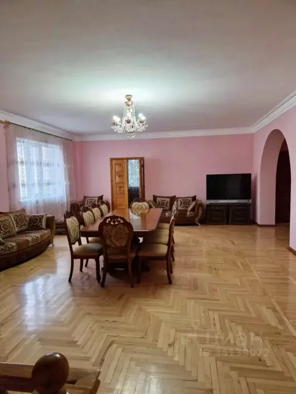 Дом в Кабардино-Балкария, Нальчик ул. Вологирова, 92 (460 м) - Фото 0