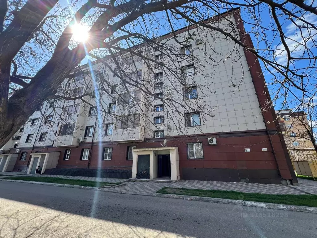 3-к кв. Чеченская республика, Гудермес Школьная ул., 15 (66.0 м) - Фото 0