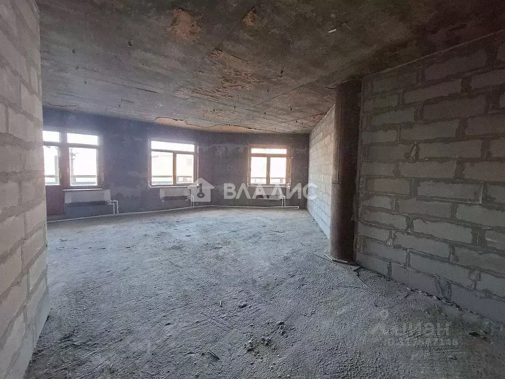 2-к кв. Бурятия, Улан-Удэ бул. Карла Маркса, 25А (59.7 м) - Фото 0