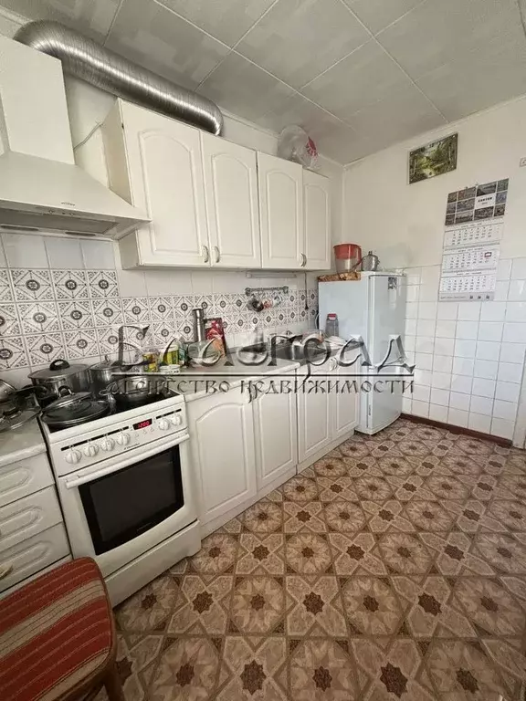 2-к. квартира, 49 м, 4/9 эт. - Фото 0