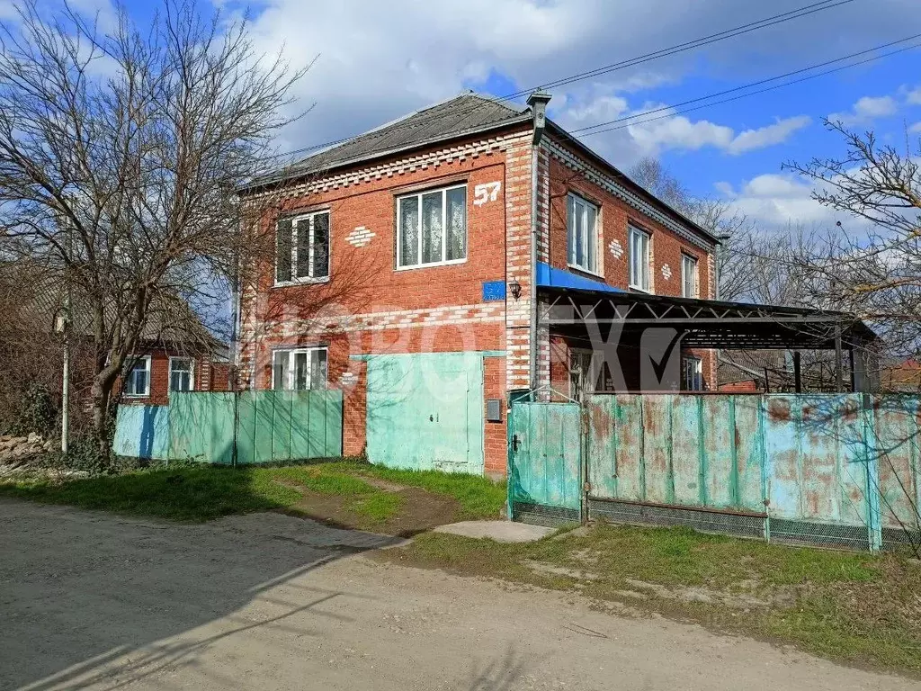 Дом в Краснодарский край, Апшеронск Лесная ул., 133 (130 м) - Фото 1