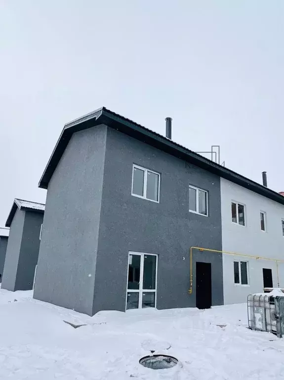 Таунхаус в Челябинская область, Магнитогорск ул. Новая, 5 (90 м) - Фото 1