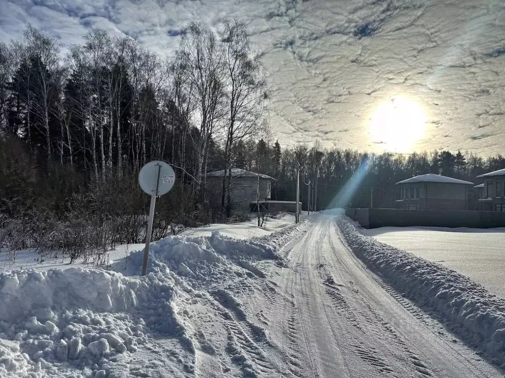 Участок в Московская область, Подольск городской округ, д. Бородино ... - Фото 0