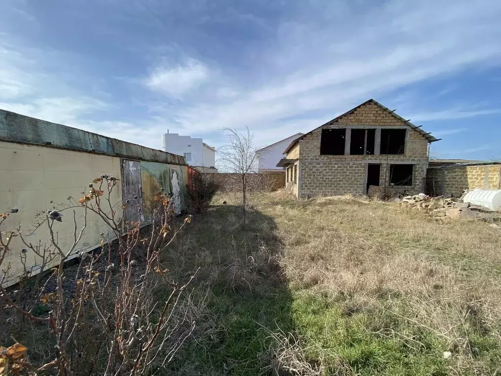 Дом в Крым, Евпатория Спутник-2 мкр, ул. Степная, 2 (100 м) - Фото 1