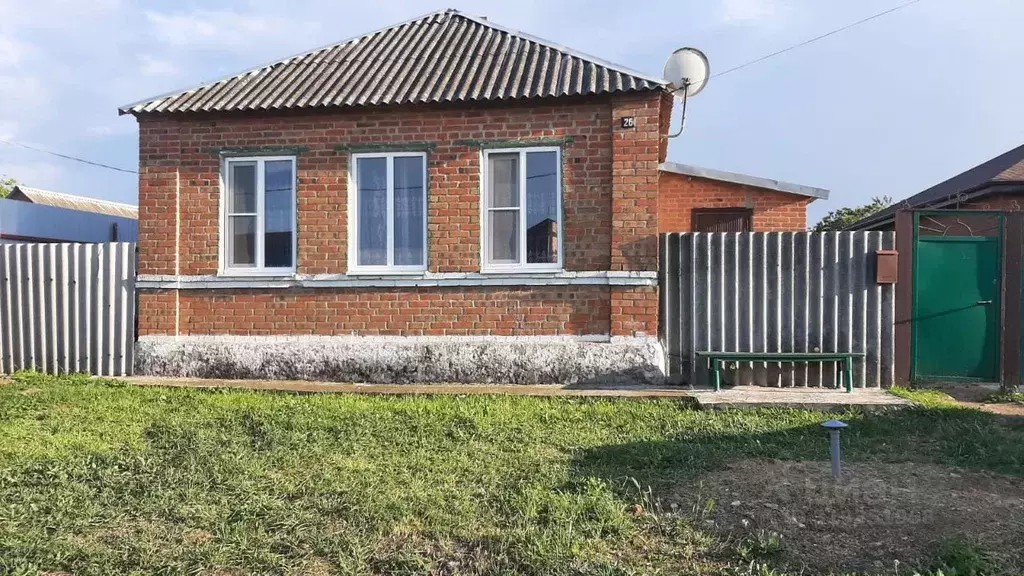Дом в Ростовская область, Неклиновский район, с. Николаевка ул. ... - Фото 1